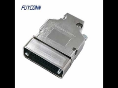 Tipo que prensa conector de cable plástico del escudo del conector femenino de 34pin V.35