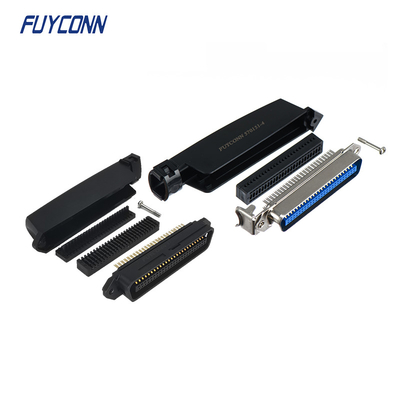 25 pares de 50pin del varón IDC del conector de cinta con L forman la capilla plástica